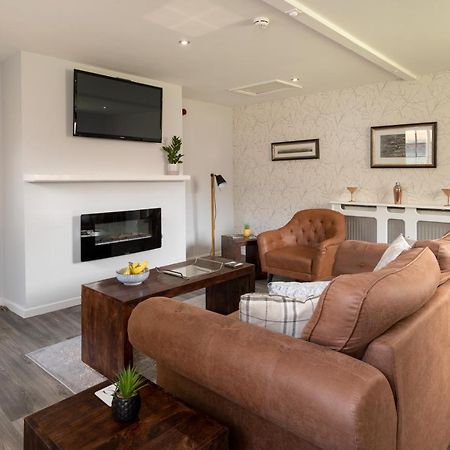 The Stable Suite At York Racecourse 外观 照片