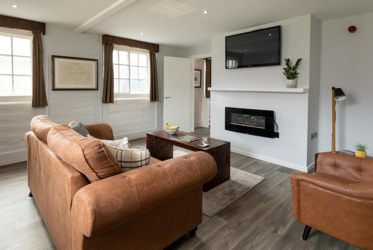 The Stable Suite At York Racecourse 外观 照片