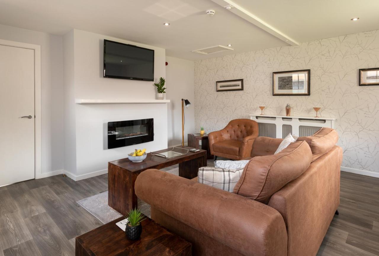 The Stable Suite At York Racecourse 外观 照片